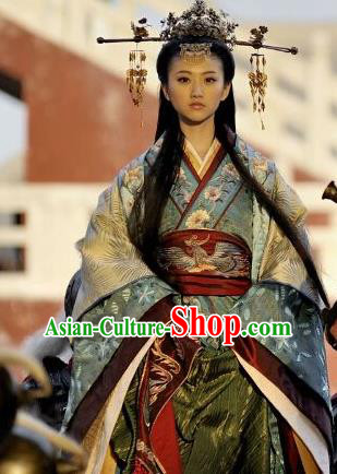 Chinese Ancient Princess Hanfu Han Dynasty Embroidered Costume and Headpiece Complete Set for Women