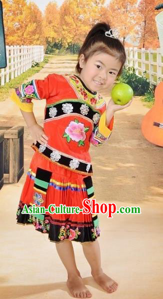 Traditional Chinese Yi Nationality Dance Embroidery Costume, Folk Dance Ethnic Dance Red Dress for Kids