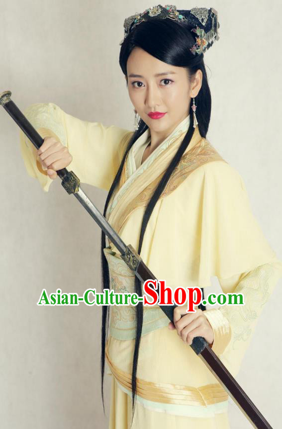 Chinese Ancient Wei and Jin Dynasties Swordswoman Hanfu Dress Replica Costume for Women