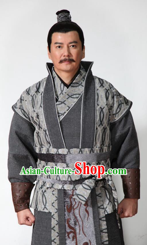 Chinese Ancient Warring States Period Swordsman General Replica Costume for Men