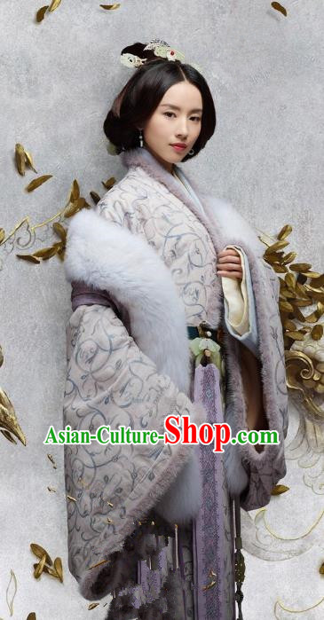 Chinese Eastern Han Dynasty Empress Tang Hanfu Dress Ancient Queen Replica Costume for Women