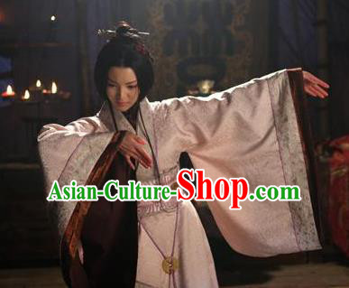 Chinese Ancient Western Chu State Imperial Concubine Yuji Embroidered Hanfu Dress Replica Costume for Women