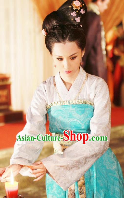 Chinese Ancient Tang Dynasty Palace Lady Embroidered Hanfu Dress Replica Costume for Women