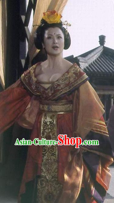Chinese Ancient Tang Dynasty Imperial Concubine Yang Dress Embroidered Replica Costume for Women