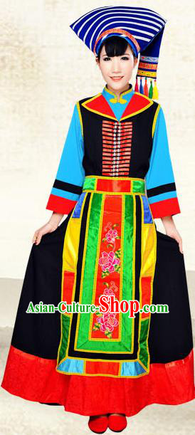 Traditional Chinese Blang Nationality Dance Costume, China Blang Ethnic Minority Clothing and Headdress for Women