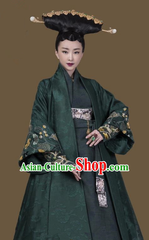 Untouchable Lovers Chinese Ancient Queen Mother Embroidered Hanfu Southern and Northern Dynasties Empress Dowager Replica Costume for Women