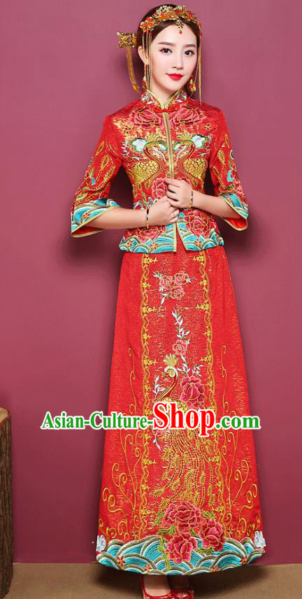 Chinese Ancient Wedding Costume Bride Toast Clothing, China Traditional Delicate Embroidered Peony Red Dress Xiuhe Suits for Women