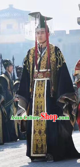 Chinese Ancient Monarch Imperial Robe Northern Zhou Dynasty Emperor Yuwen Yu Historical Costume and Headpiece Complete Set