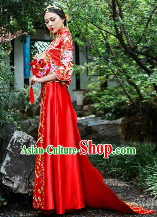 Chinese Traditional Wedding Bottom Drawer Ancient Bride Costume Embroidered Xiuhe Suit Cheongsam for Women