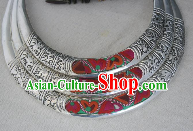 Traditional Chinese Miao Nationality Hair Accessories Hmong Female Folk Dance Hairpins Bracelet Sliver Necklace Headwear for Women