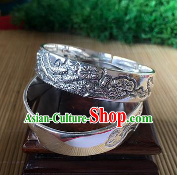 Handmade Chinese Miao Nationality Carving Lotus Leaf Sliver Bracelet Traditional Hmong Bangle for Women