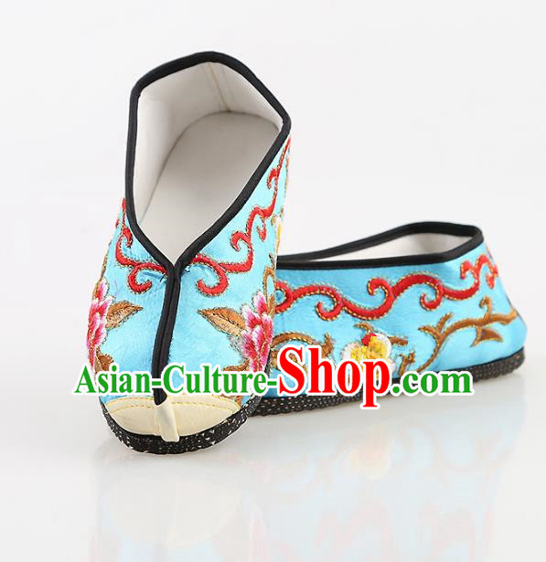 Chinese Traditional Beijing Opera Embroidered Shoes Peking Opera Diva Blue Cloth Shoes for Women