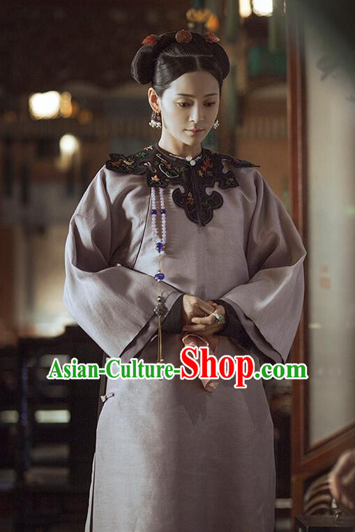 Chinese Ancient Drama Story of Yanxi Palace Qing Dynasty Manchu Imperial Consort Embroidered Costumes and Headpiece Complete Set