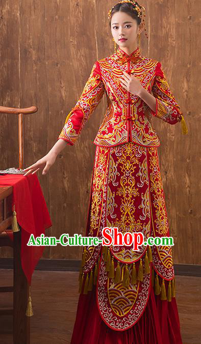 Traditional Chinese Embroidered Xiuhe Suit Ancient Wedding Dress Toast Red Cheongsam for Women