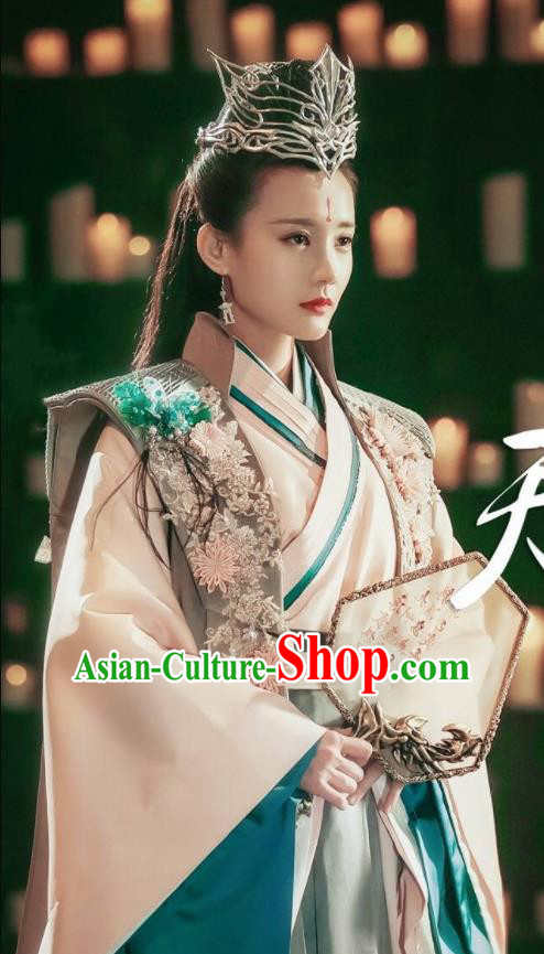 Chinese Ancient Queen Costume Traditional Swordswoman Hanfu Dress for Women