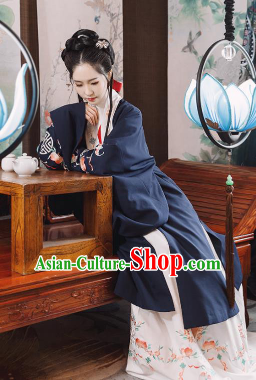 Traditional Chinese Ming Dynasty Costume Embroidered Navy Cloak for Rich Women