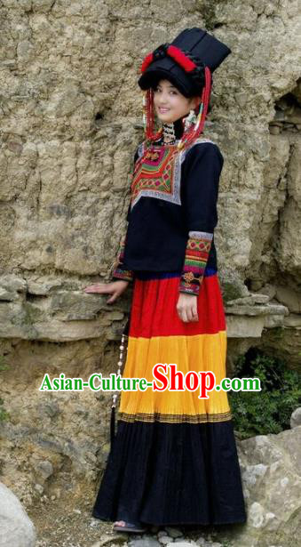 Chinese Traditional Yi Nationality Dance Costumes and Headpiece for Women