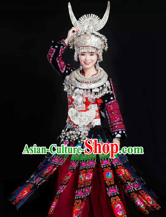 Traditional Chinese Miao Minority Wedding Embroidered Costumes and Headpiece for Women