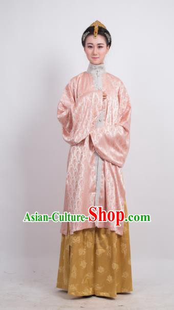 Traditional Chinese Ming Dynasty Dowager Costume Ancient Pink Long Blouse for Women