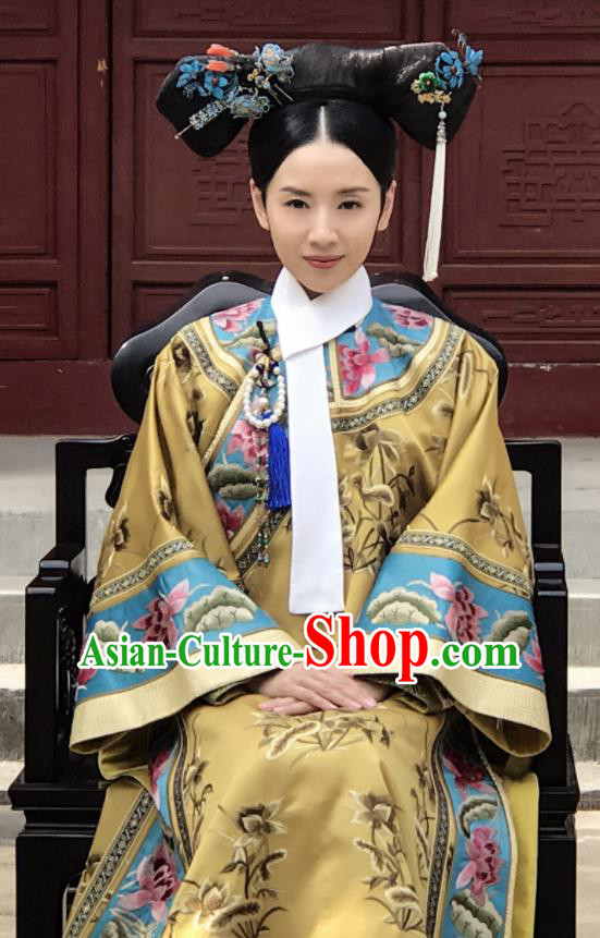 Ancient Chinese Qing Dynasty Manchu Empress Ruyi Royal Love in the Palace Embroidered Costumes and Headpiece Complete Set