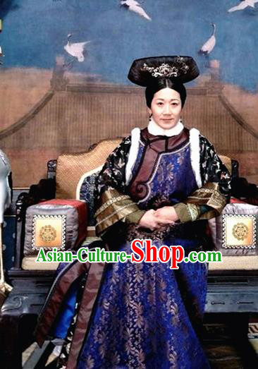 Ancient Ruyi Royal Love in the Palace Chinese Qing Dynasty Court Maid Costumes for Old Women