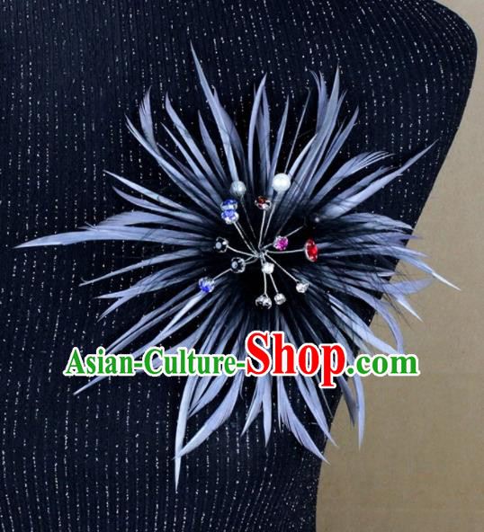 Handmade Grey Feather Breastpin Accessories Stage Show Brooch for Women