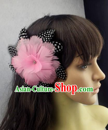 Top Rio Carnival Pink Feather Hair Accessories Halloween Catwalks Dance Hair Claw for Women