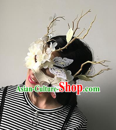 Top Fancy Dress Ball White Butterfly Masks Brazilian Carnival Halloween Cosplay Face Mask for Women