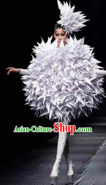 Halloween Cosplay Stage Show Costumes Brazilian Carnival Parade Dress and Hat for Women