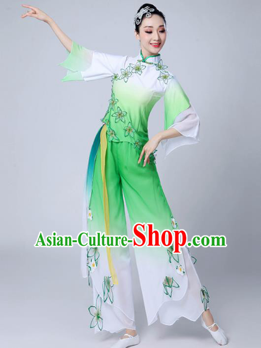 Chinese Traditional Group Dance Yangko Green Costumes Stage Performance Folk Dance Clothing for Women