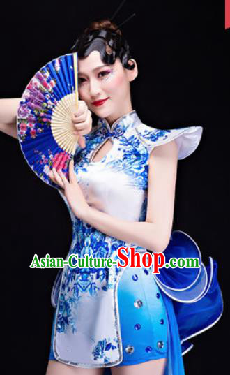Chinese Traditional Folk Dance Yangko Costumes Drum Dance White Dress for Women
