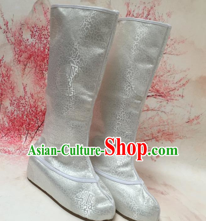Chinese Traditional Shoes Ancient Emperor Beijing Opera White Boots Hanfu Satin Boots for Men
