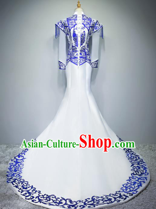 Chinese Traditional White Cheongsam Elegant Qipao Dress Compere Full Dress for Women