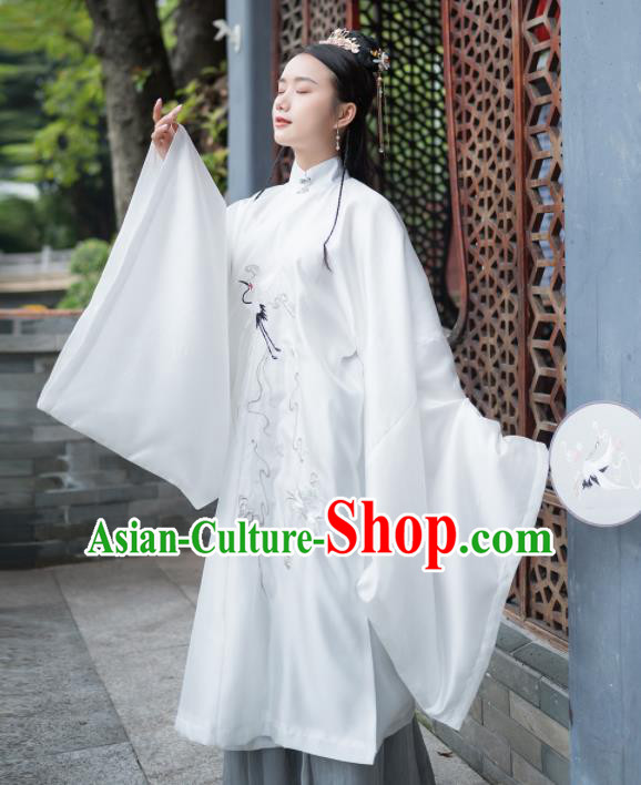 Traditional Chinese Ming Dynasty Aristocratic Lady Replica Costumes Ancient Court Princess White Hanfu Dress Complete Set for Women