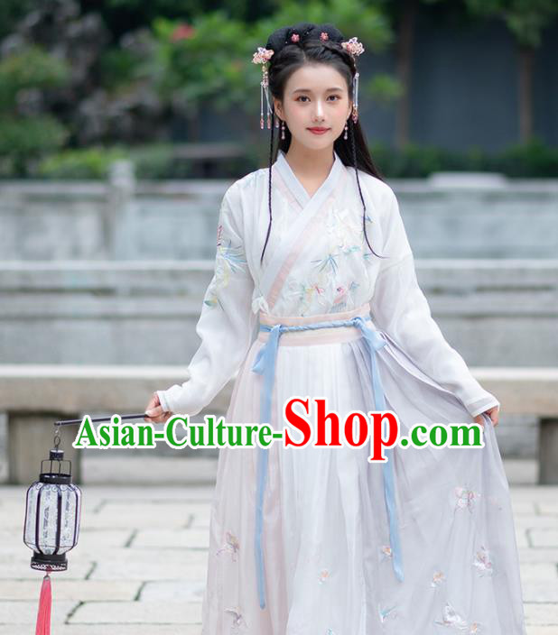 Traditional Chinese Ming Dynasty Rich Lady Replica Costumes Ancient Court White Hanfu Dress for Women
