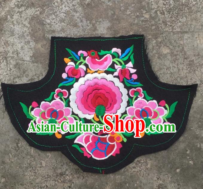 Chinese Traditional National Embroidered Peony Lotus Black Dress Patch Embroidery Cloth Accessories