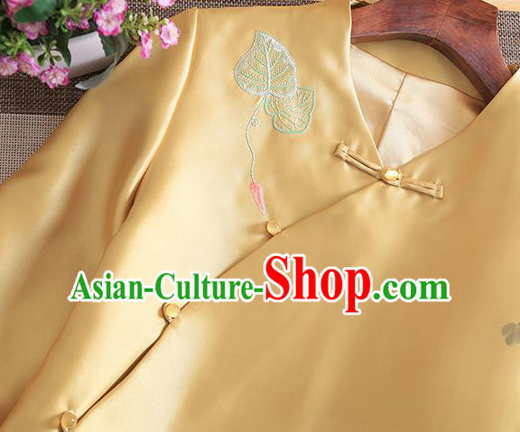 Chinese Traditional Tang Suit Embroidered Petunia Golden Jacket National Costume Qipao Upper Outer Garment for Women