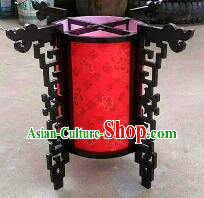Chinese Traditional New Year Printing Flowers Wood Red Palace Lantern Asian Handmade Lantern Ancient Lamp