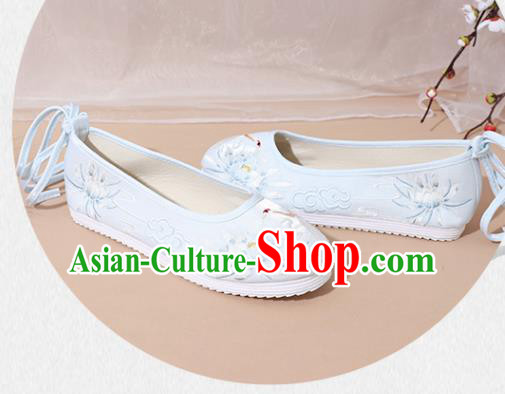 Chinese National Embroidery Lotus Light Blue Hanfu Shoes Traditional Princess Shoes Embroidered Shoes for Women