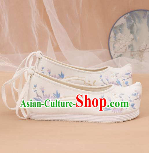 Traditional Chinese National Embroidered White Shoes Ancient Princess Shoes Handmade Hanfu Shoes for Women