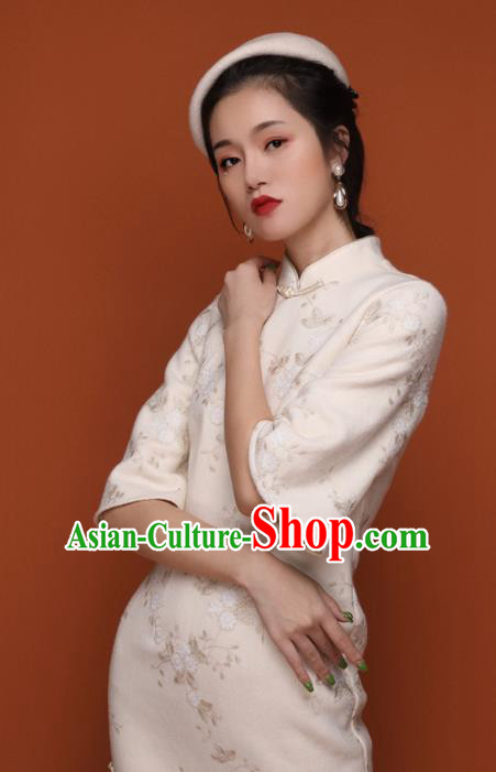 Chinese Traditional Tang Suit Retro White Wool Cheongsam National Costume Qipao Dress for Women