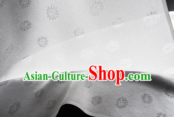 Traditional Chinese Classical Daisy Pattern Design White Silk Fabric Ancient Hanfu Dress Silk Cloth
