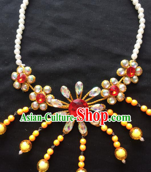 Chinese Beijing Opera Diva Yellow Flowers Necklace Traditional Peking Opera Princess Necklet Accessories for Women