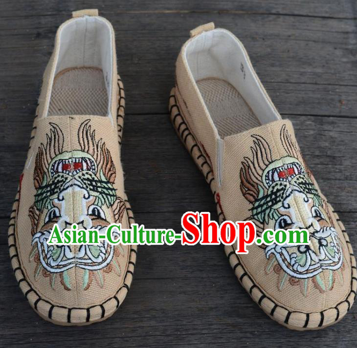 Traditional Chinese Martial Arts Embroidered Lion Shoes Handmade Beige Flax Shoes National Multi Layered Cloth Shoes for Men