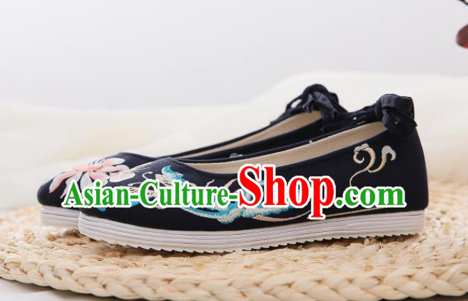 Traditional Chinese Handmade Embroidered Butterfly Black Shoes National Cloth Shoes for Women