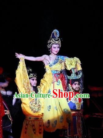Chinese The Long Regret Tang Dynasty Consort Yang and Xuan Emperor Stage Show Costumes for Women for Men
