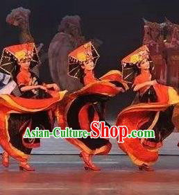 Chinese Impression of Lijiang Naxi Nationality Ethnic Dance Dress Stage Performance Costume and Headpiece for Women