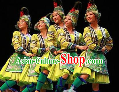 Chinese Wind Of Colorful Guizhou Dong Nationality Ethnic Dance Green Dress Stage Performance Costume and Headpiece for Women