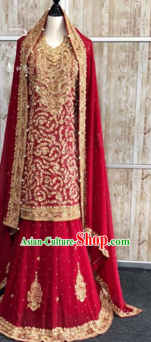 South Asia  Indian Hui Nationality Bride Red Costumes Traditional   India Wedding Luxury Embroidered Dress for Women