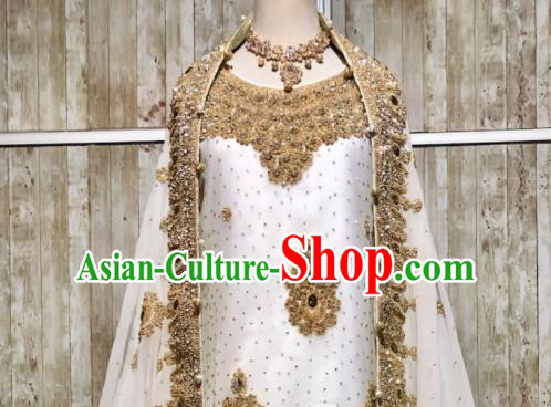 South Asia Pakistan Islam Bride Muslim White Dress Traditional Pakistani Court Hui Nationality Wedding Costumes for Women